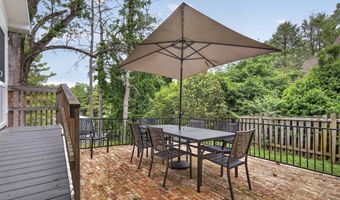175 NE Stonewall Hts, Abingdon, VA 24210