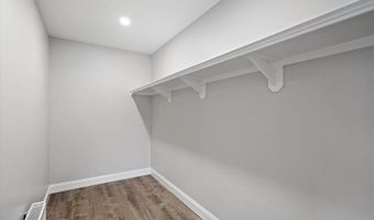 673 Streamside Ave, Hermon, ME 04401