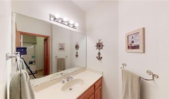 2 Ewes Ln, Bella Vista, AR 72715