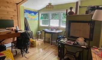 6 Demers St, Berlin, NH 03570