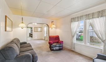 804 Hannah Ave, Alma, MI 48801