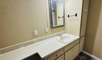 1303 Highpoint Rd, Albertville, AL 35950