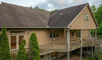 6300 Jonathan Ln, Albany, OH 45710