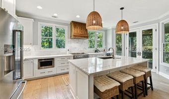 3 Belfair Point Dr, Bluffton, SC 29910