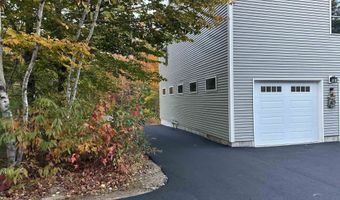 76 Curries Way, Brookfield, NH 03872