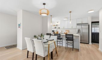 447- A Manono St, Kailua, HI 96734