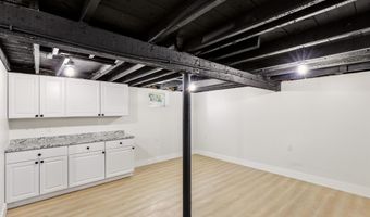 638 8th St, Absecon, NJ 08201