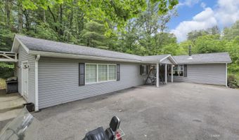 8175 Vore Ridge Rd, Athens, OH 45701