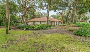 1895 HICKORY Ln, Atlantic Beach, FL 32233