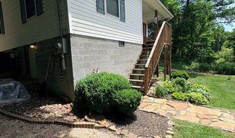 218 Central Ave, Ansted, WV 25812