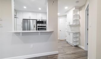 615 Broadway 63, Amityville, NY 11701