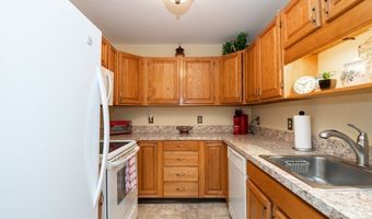 75 Page Rd 9, Bedford, MA 01730