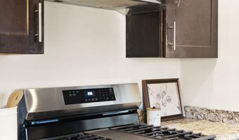 4211 DOWNING St, Annandale, VA 22003