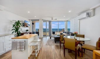 190 Del Mar Shrs 7, Solana Beach, CA 92075