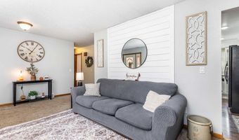 141 Summer, Asbury, IA 52002