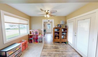 705 Glenview Dr, Albert Lea, MN 56007