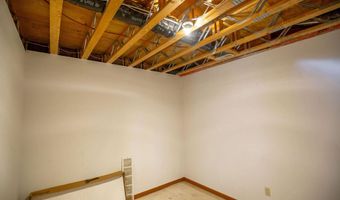 711 E Chubb St, Algona, IA 50511