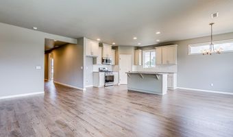 762 NW 28th St Plan: Plan 1714, Battle Ground, WA 98604