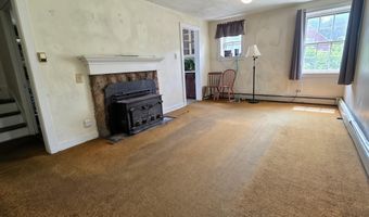 79 Y Rd, Arthurdale, WV 26520