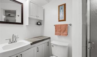 307 21st St NW, Austin, MN 55912