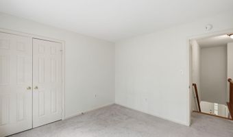 2904 N 4TH St N, Arlington, VA 22201
