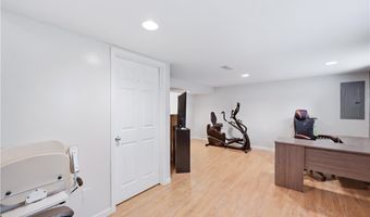 2219 Woodland Trace St, Austintown, OH 44515