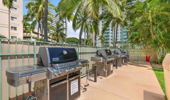 3009 Ala Makahala Pl 504, Honolulu, HI 96818