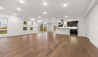 460 W Stadium Blvd, Ann Arbor, MI 48103