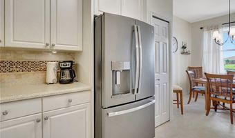 16570 Goldenrod Ln 102, Alva, FL 33920