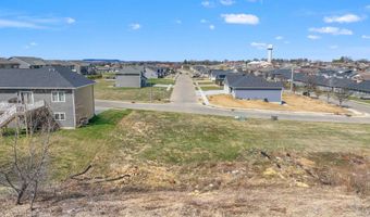 2135 Jo Ann Dr, Asbury, IA 52002