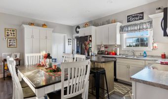 73 Pleasant View Dr, Albany, KY 42602