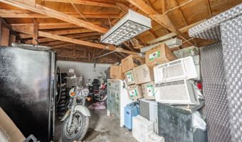 239 W 38th St, Anderson, IN 46013