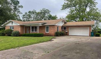 912 S Runnels, De Kalb, TX 75559