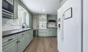 717 S York St, Albion, IN 46701