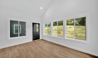 330 Bogey Dr, Abingdon, VA 24211