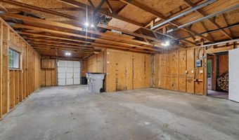 2427 BARBARA Ave, Appleton, WI 54915