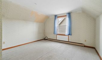 1738 South Rd, Bradford, VT 05033