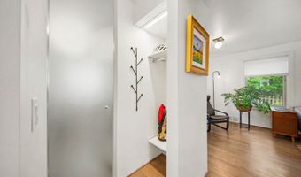 709 Indianola Ave, Ann Arbor, MI 48105