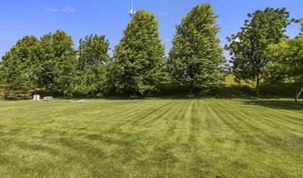 W3268 HEARTLAND Court, Appleton, WI 54915
