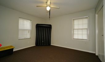 607 Eugemar Dr, Albany, GA 31707