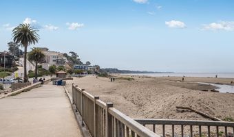 130 Hainline Rd, Aptos, CA 95003