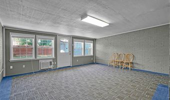 801 Cambridge Dr, Altus, OK 73521