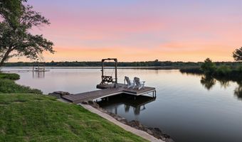 1616 Woodview Dr, Alvarado, TX 76009