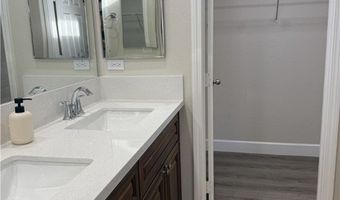 5733 Rose Tiara Dr, Las Vegas, NV 89139