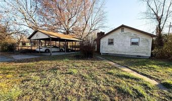 923 W 10th St, Baxter Springs, KS 66713
