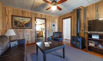 1541 Salsbury Ave, Cody, WY 82414