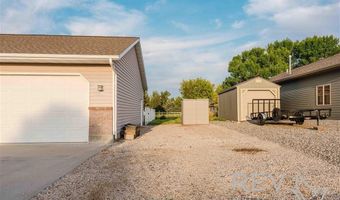 908 35th St, Cody, WY 82414