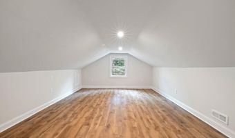 11 Potomac Ln, Albrightsville, PA 18210