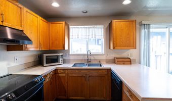 3370 MARION St SE, Albany, OR 97322