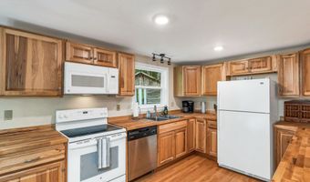 17 Basin Rd, Alton, NH 03809